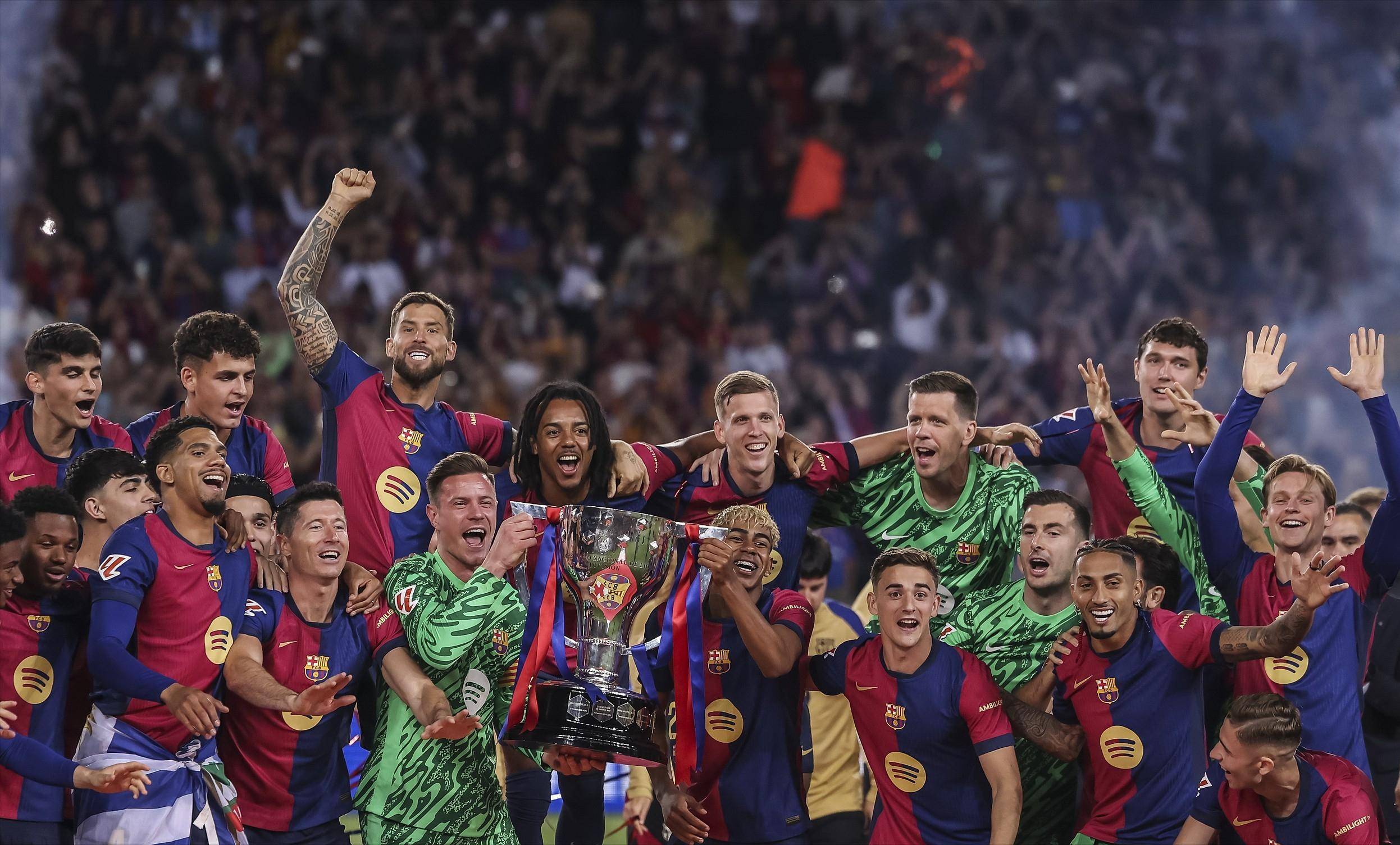 梅开二度，吉拉西当选多特vs比利亚雷亚尔全场最佳（吉拉西梅开二度，荣膺多特战比利亚雷亚尔全场最佳）