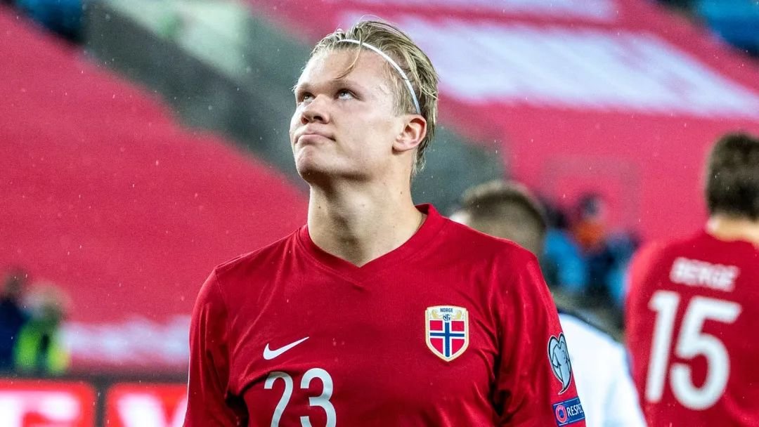 加纳乔：你可能觉得这种比赛比英超好踢，但实际上并非如此（加纳乔：别以为这类比赛比英超更轻松，事实并非如此）