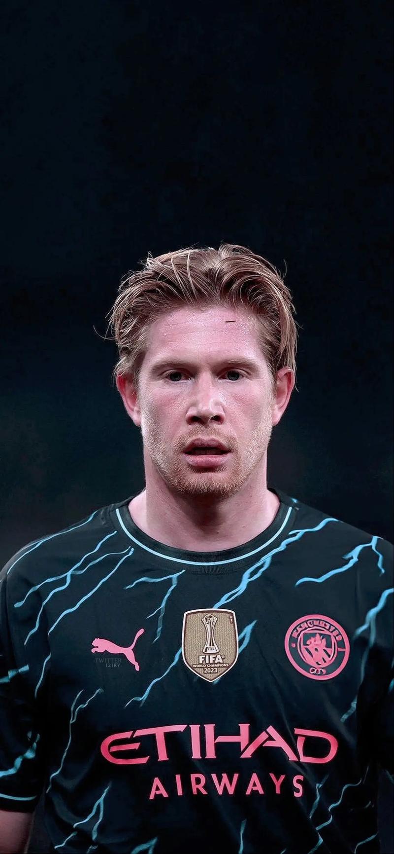 孔帕尼：阿芳很可能下周末复出；我们祝穆勒在美职联决赛获胜（孔帕尼：阿芳有望下周末回归；祝穆勒美职联决赛告捷）