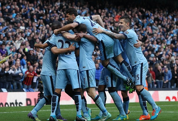 半场战报：都灵2-2比萨，切-亚当斯、乔瓦尼-西蒙尼破门，莫雷奥两球（上半场战况：都灵2-2比萨，切-亚当斯、乔瓦尼-西蒙尼破门，莫雷奥梅开二度）